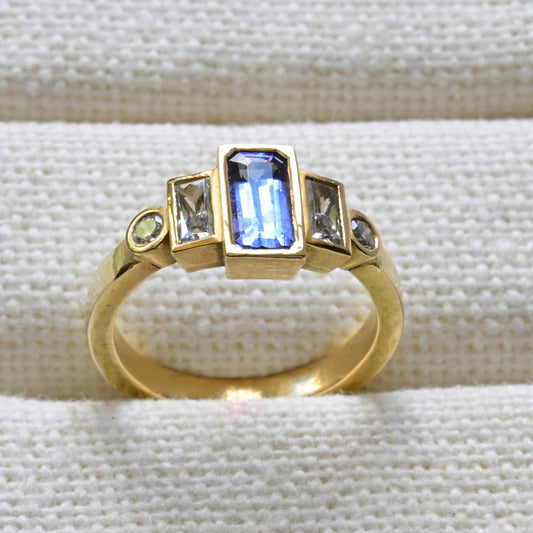 Tanzanite and Diamond Retro Ring