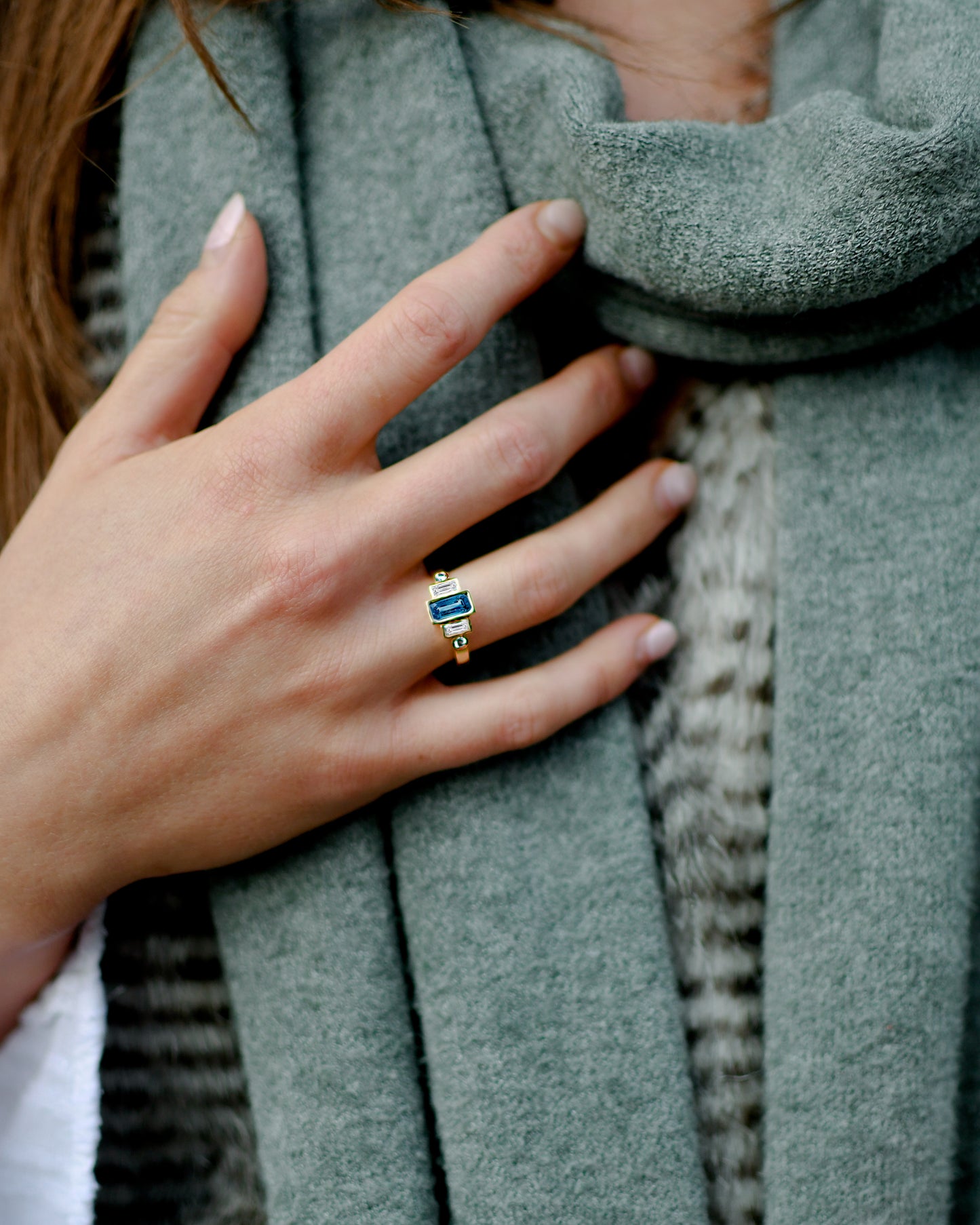 Tanzanite and Diamond Retro Ring