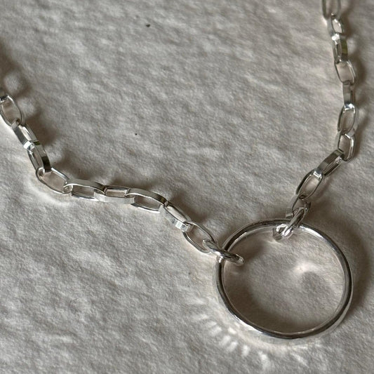 Court Silver Circle Necklace